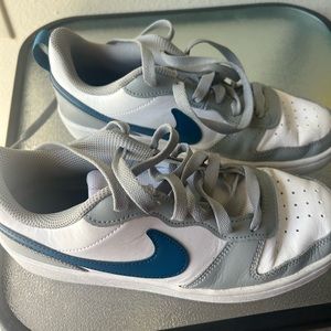 Women Nike shoes